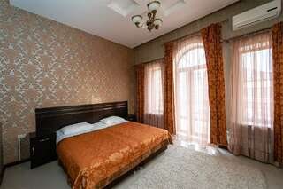 Гостиница Крепость Махачкала Люкс с балконом-1